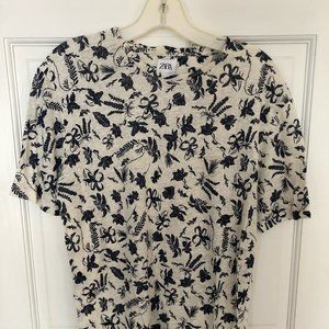 Floral t shirt Zara